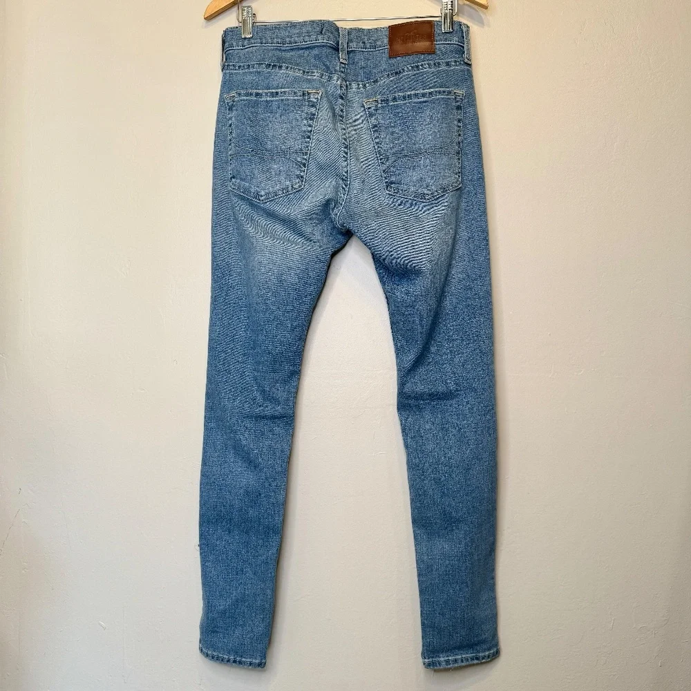 Hollister | Super Skinny Advanced Stretch Factory Busted Knee Distressed Jeans